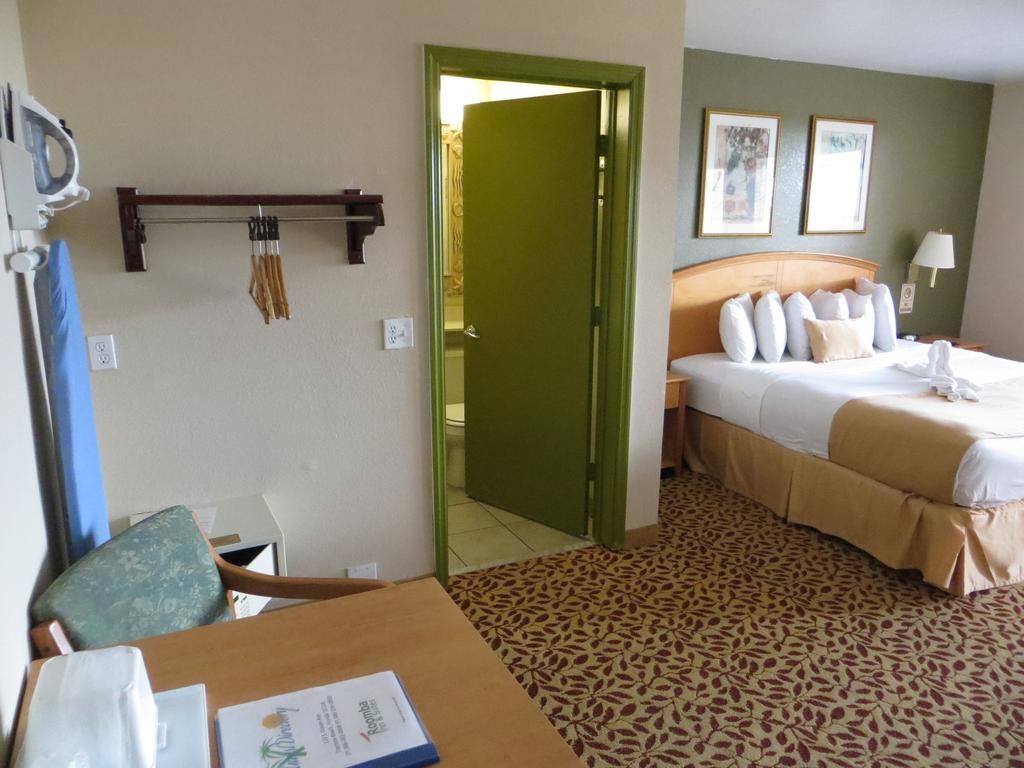 Roomba Inn & Suites - دايتونا بيتش المظهر الخارجي الصورة